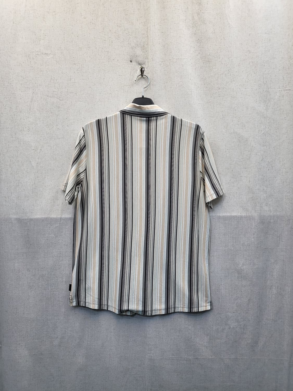 보스 스트라이프 반팔 셔츠 상품이미지2