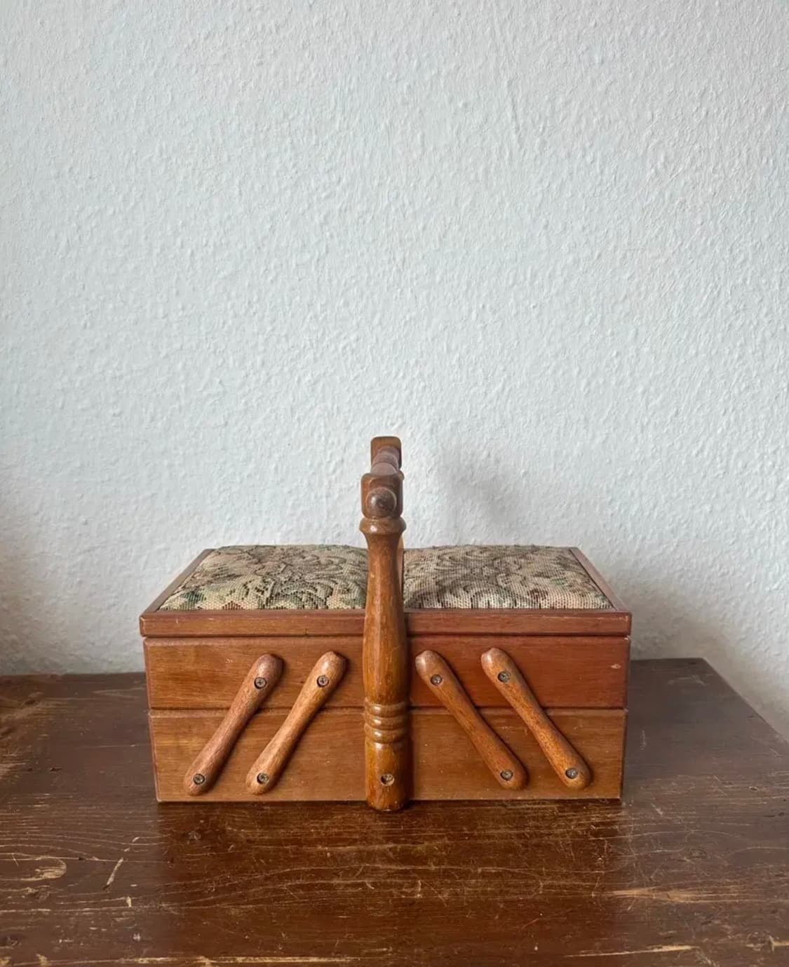 독일)빈티지 플라워원단 소잉박스 상품이미지1