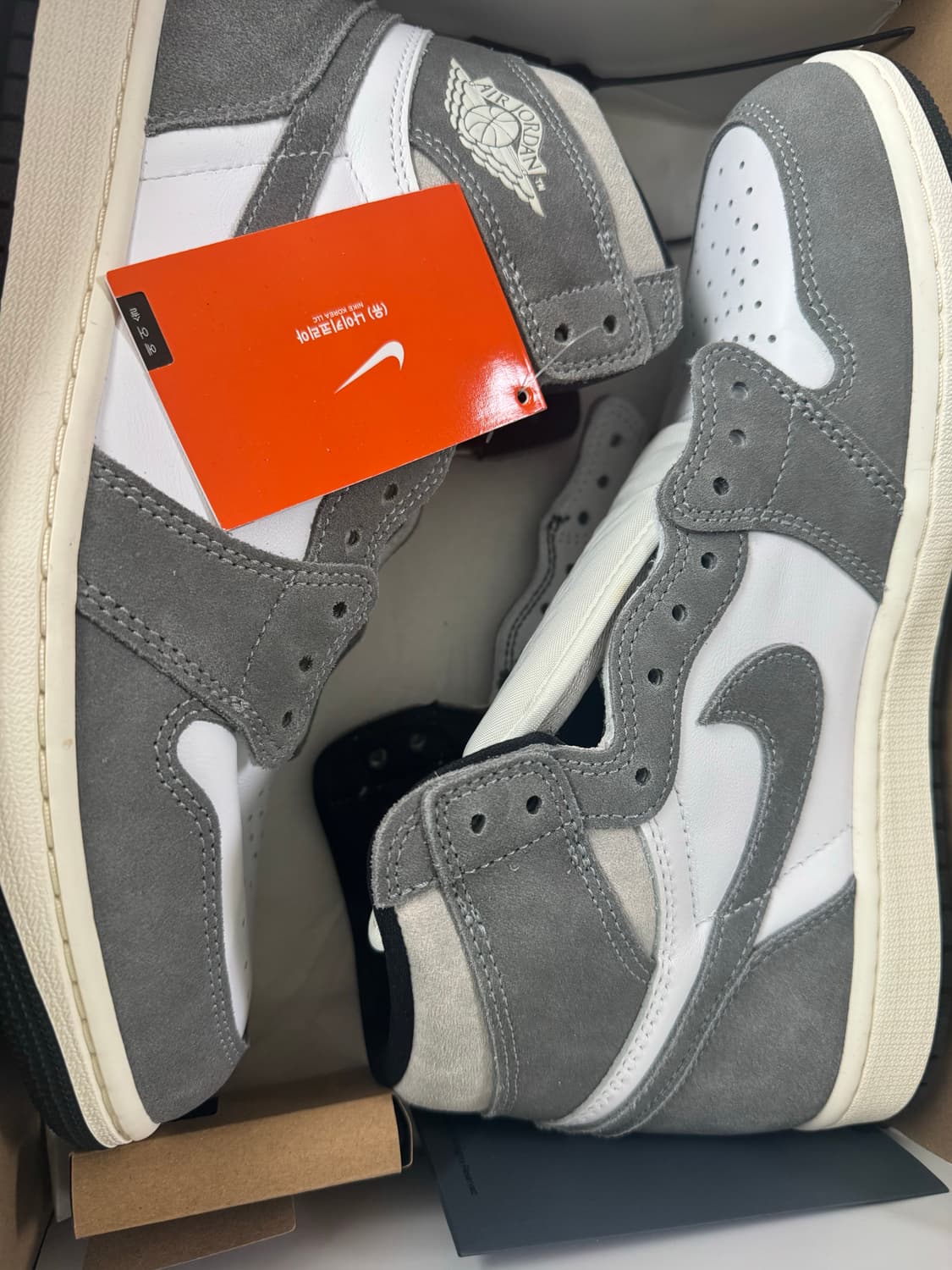 조던 레트로 하이 og 블랙 앤 스모크 그레이 275 상품이미지4