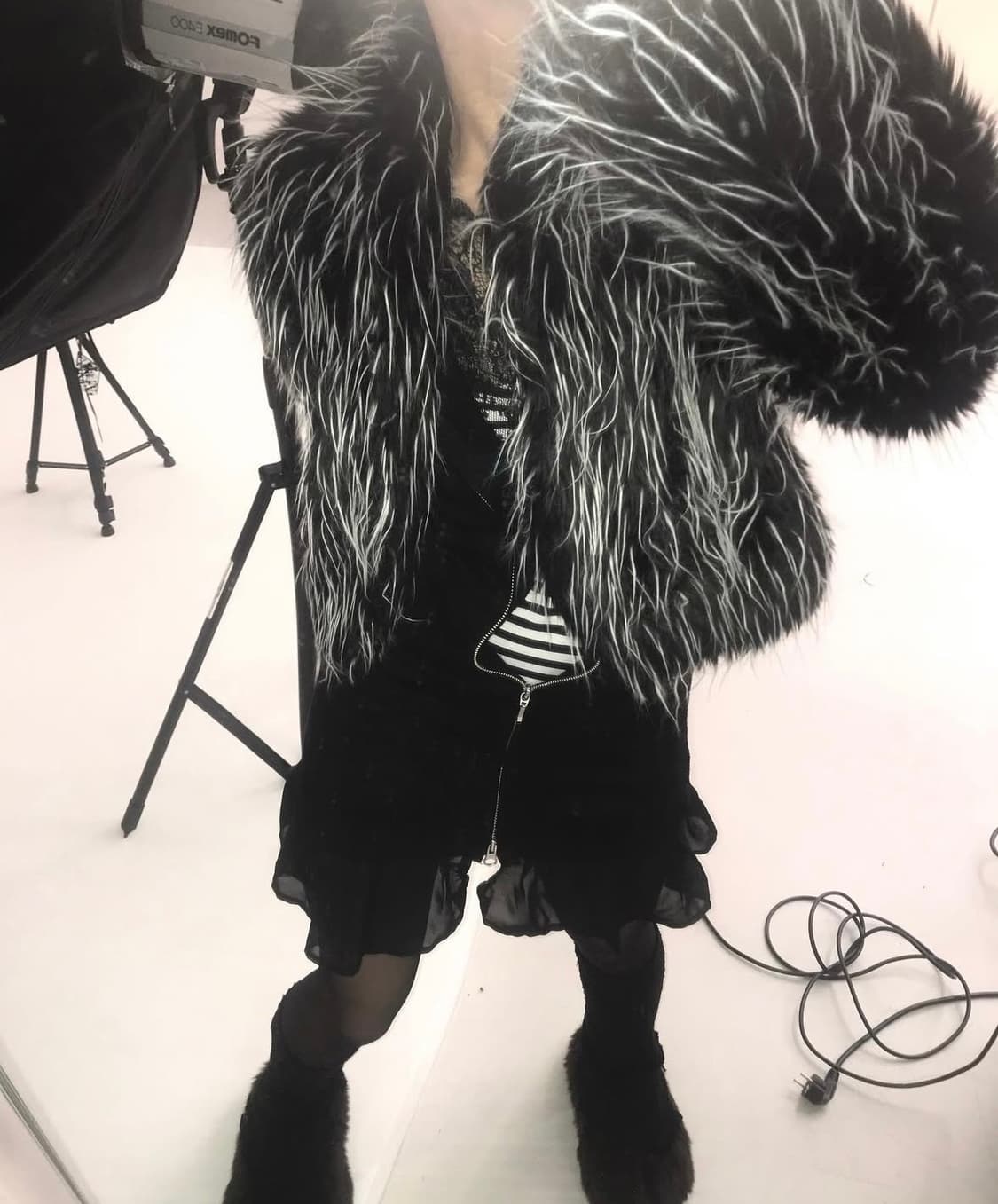 Black fur jacket 상품이미지2