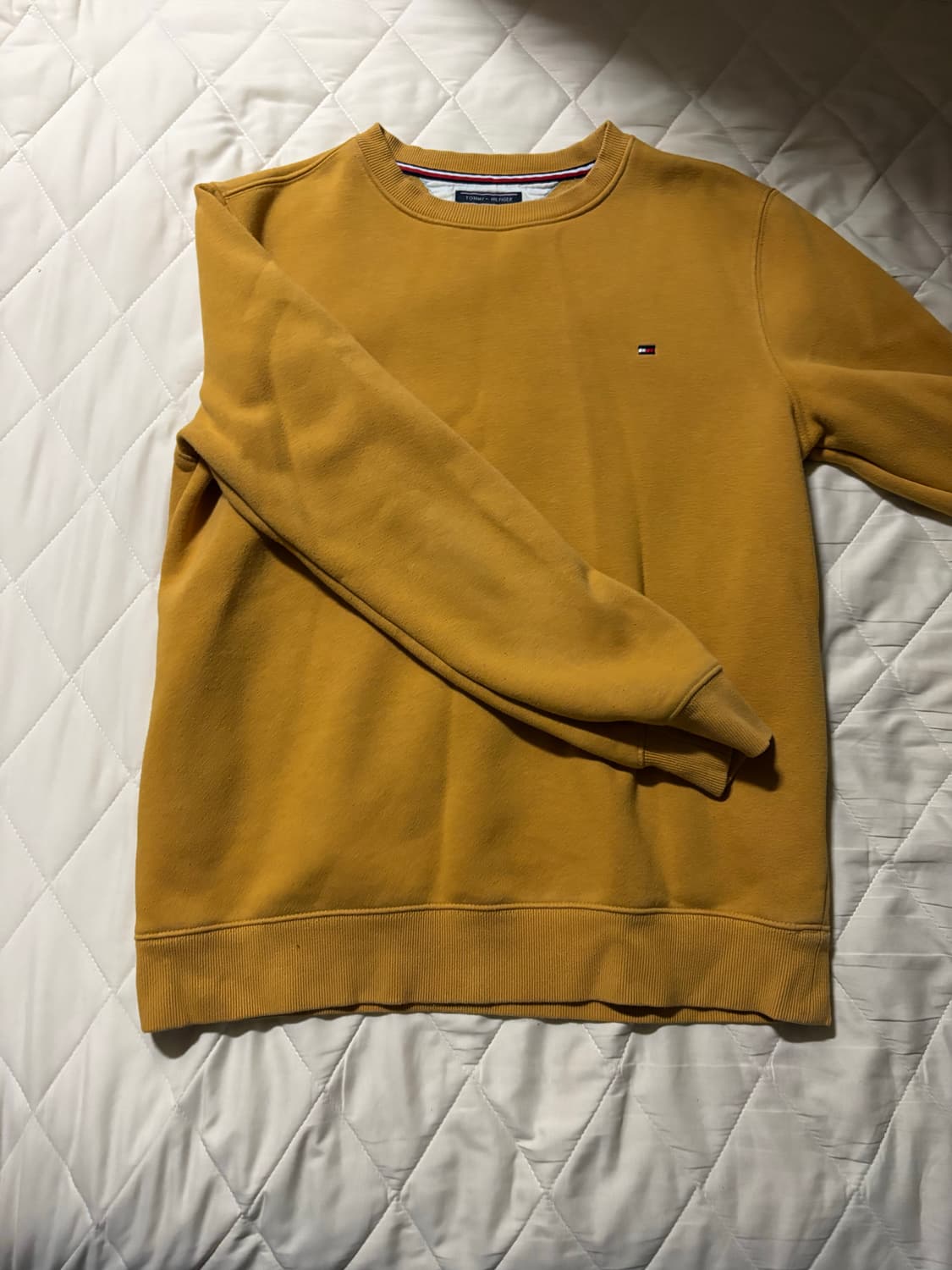 타미힐피거 맨투맨 머스타드 M 상품이미지2