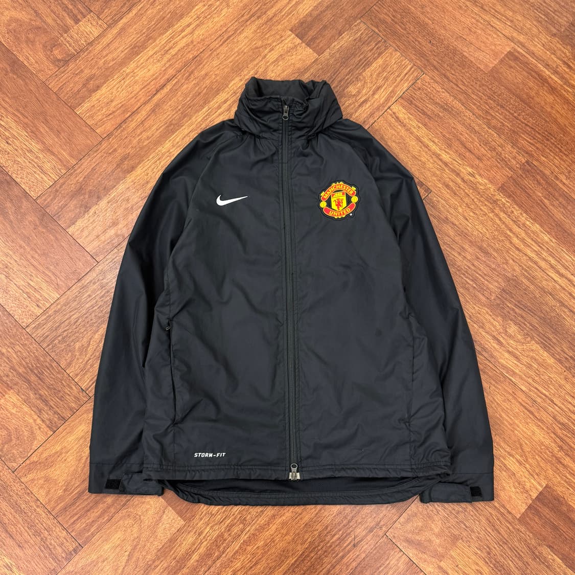 M 나이키 맨체스터유나이티드 스톰핏 바람막이 레인 자켓  상품이미지1