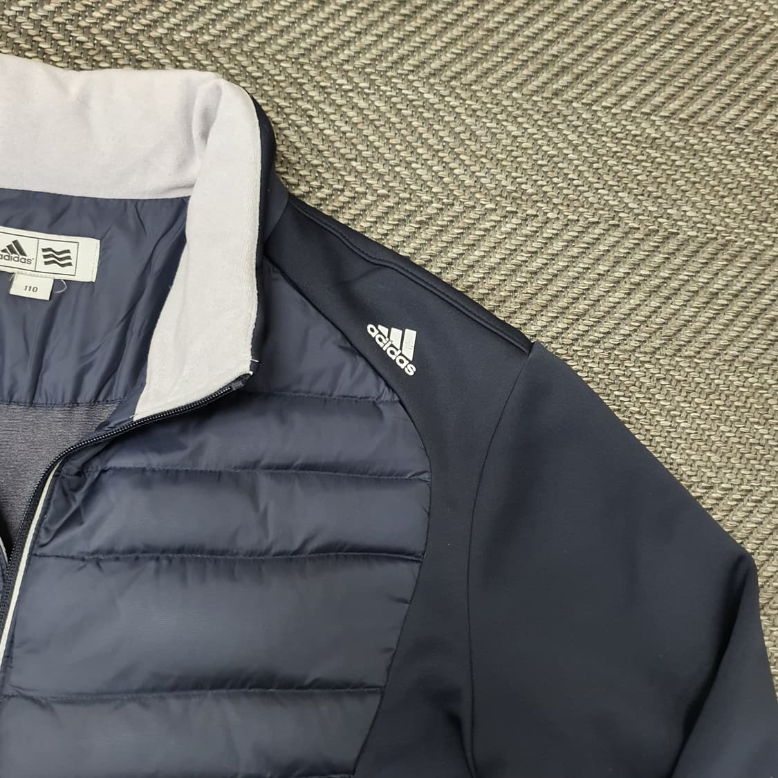 아디다스 하이브리드 골프패딩 남자110 상품이미지3