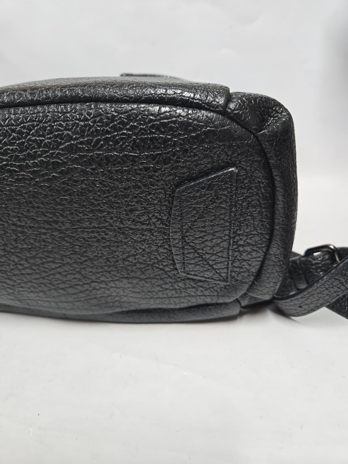 앤클라인 가죽 블랙 백팩 상품이미지5