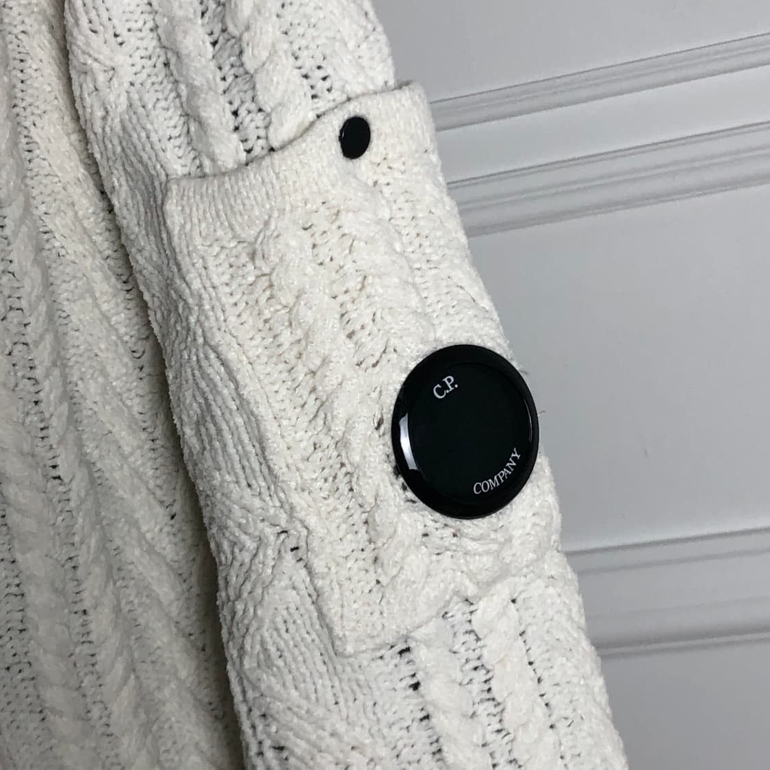 CP컴퍼니 투웨이 이중 집업니트 상품이미지5