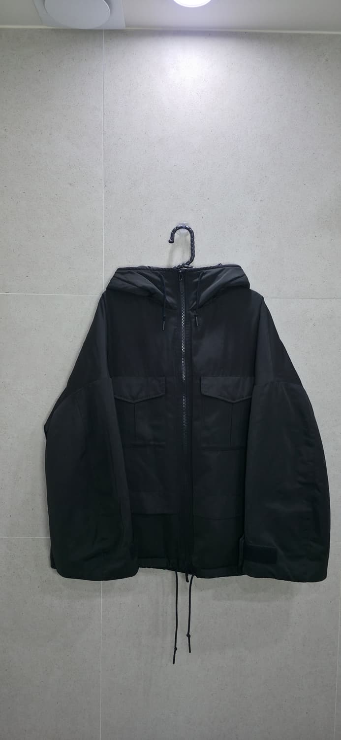 유니클로 X 화이트마운티어링 후드 자켓 상품이미지2