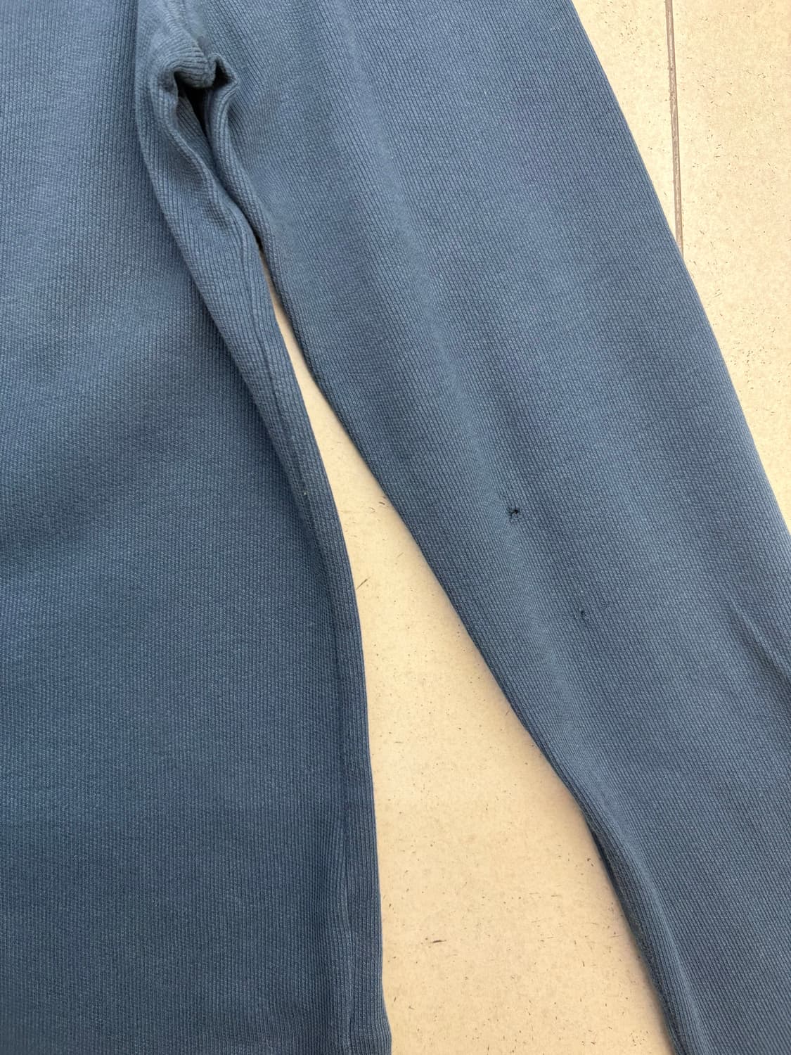 버버리 블랙라벨 체크숄더 헨리넥 롱슬리브 상품이미지10