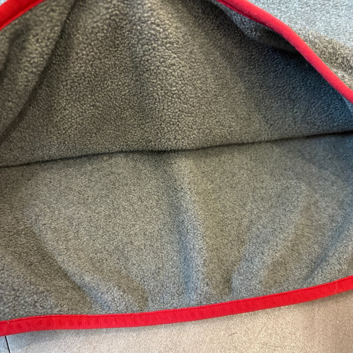 파타고니아 정품 신칠라 그레이 스냅티  상품이미지9