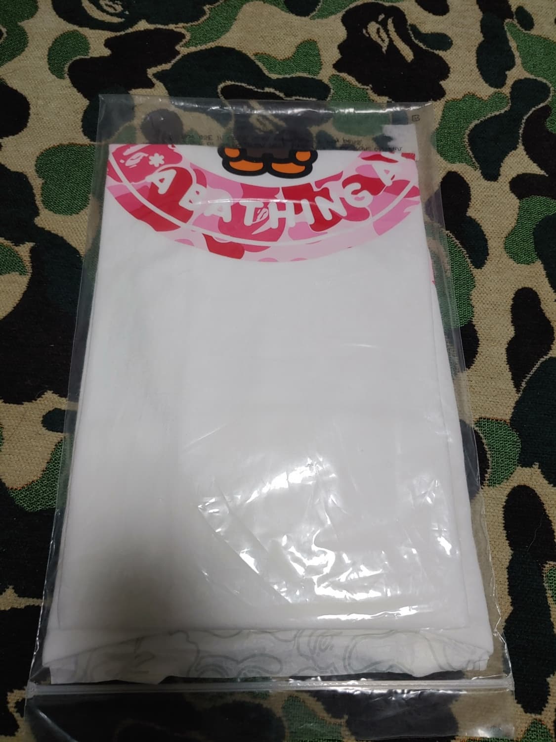 [M] 베이프 25SS ABC 핑크카모 베이비마일로 비지워크 반팔티 상품이미지3