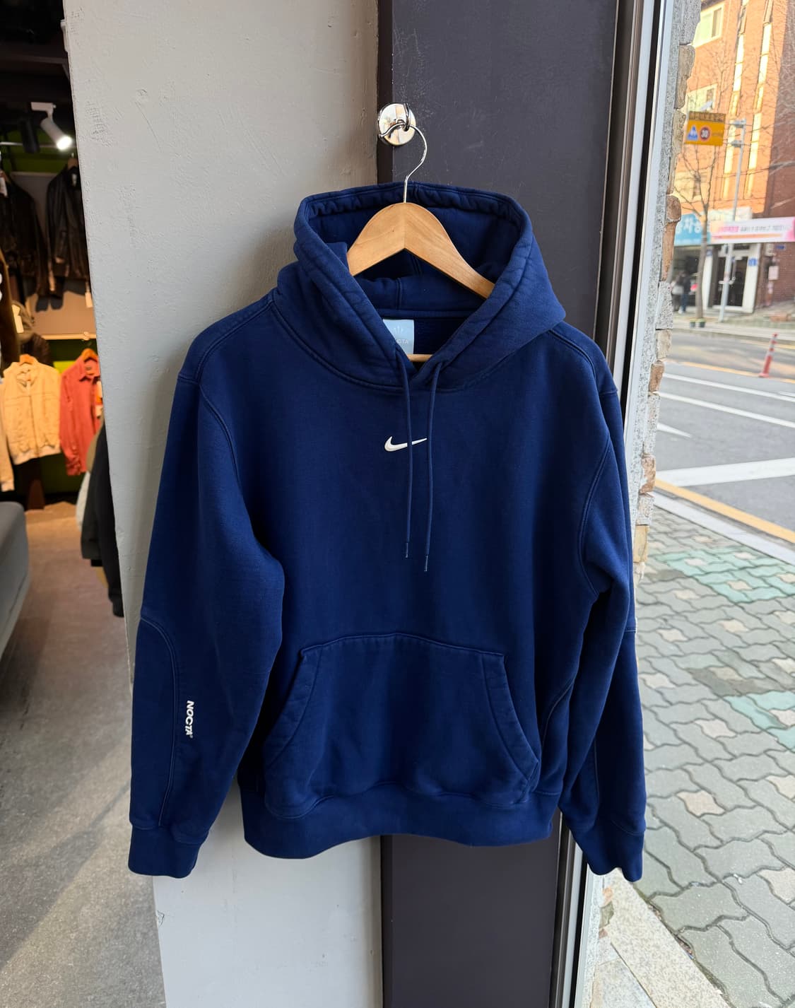 .M/ 나이키 X 드레이크 녹타 에센셜 후드티 상품이미지4