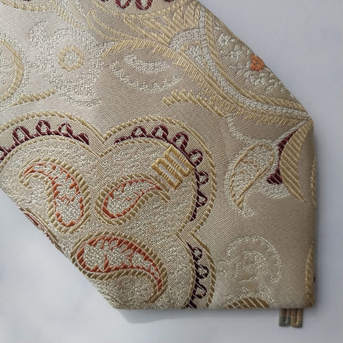 닥스 베이지 페이즐리 자카드 넥타이 9.3cm A+~A등급 K2494
 상품이미지6