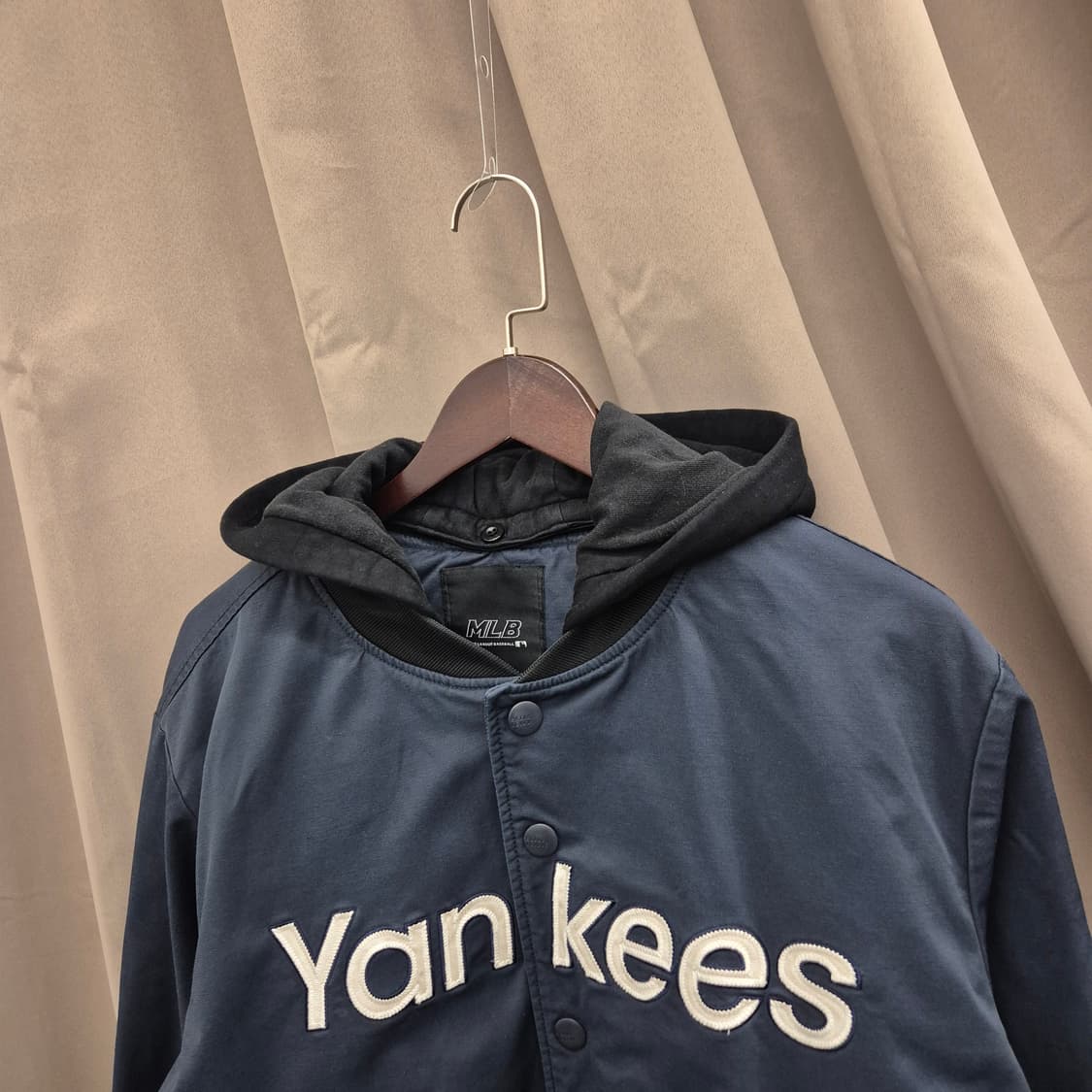 MLB 뉴욕 양키스 빅로고 후드 바시티 자켓 상품이미지2