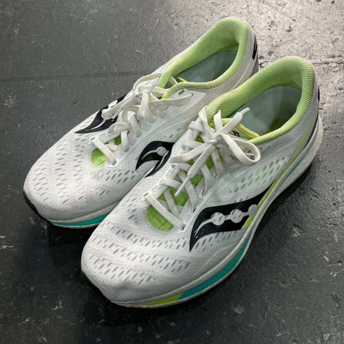 270 써코니 엔돌핀 스피드 런닝화 상품이미지3