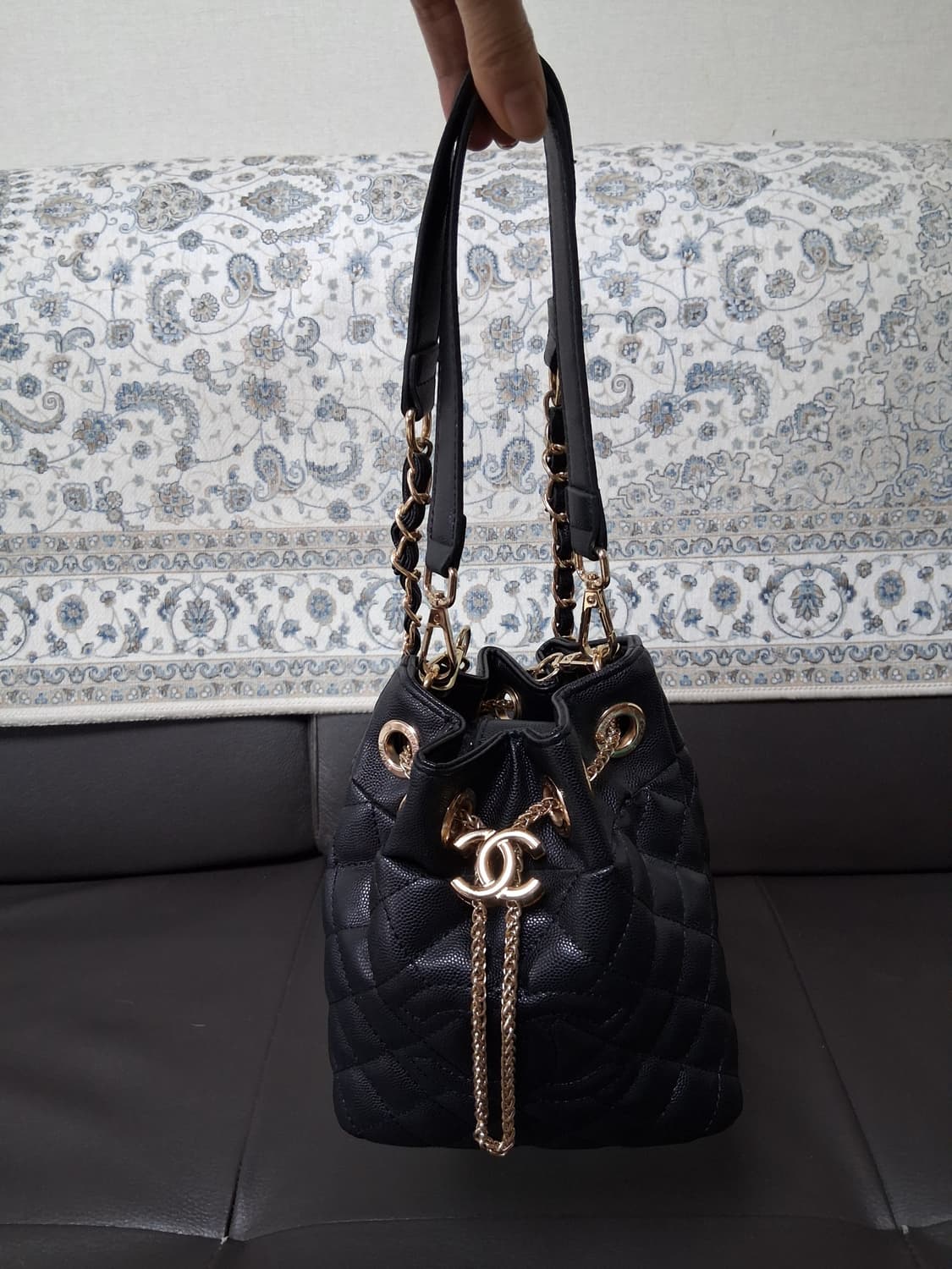 샤넬 노벨티 복조리 크로스 숄더백 상품이미지2