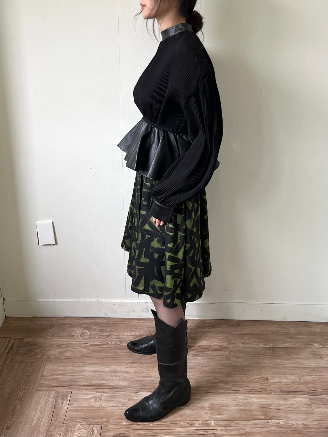 Japan vtg 레더 플리츠 탑 상품이미지9