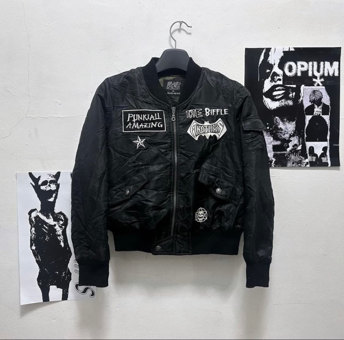 glad news punk patched blouson 상품이미지1