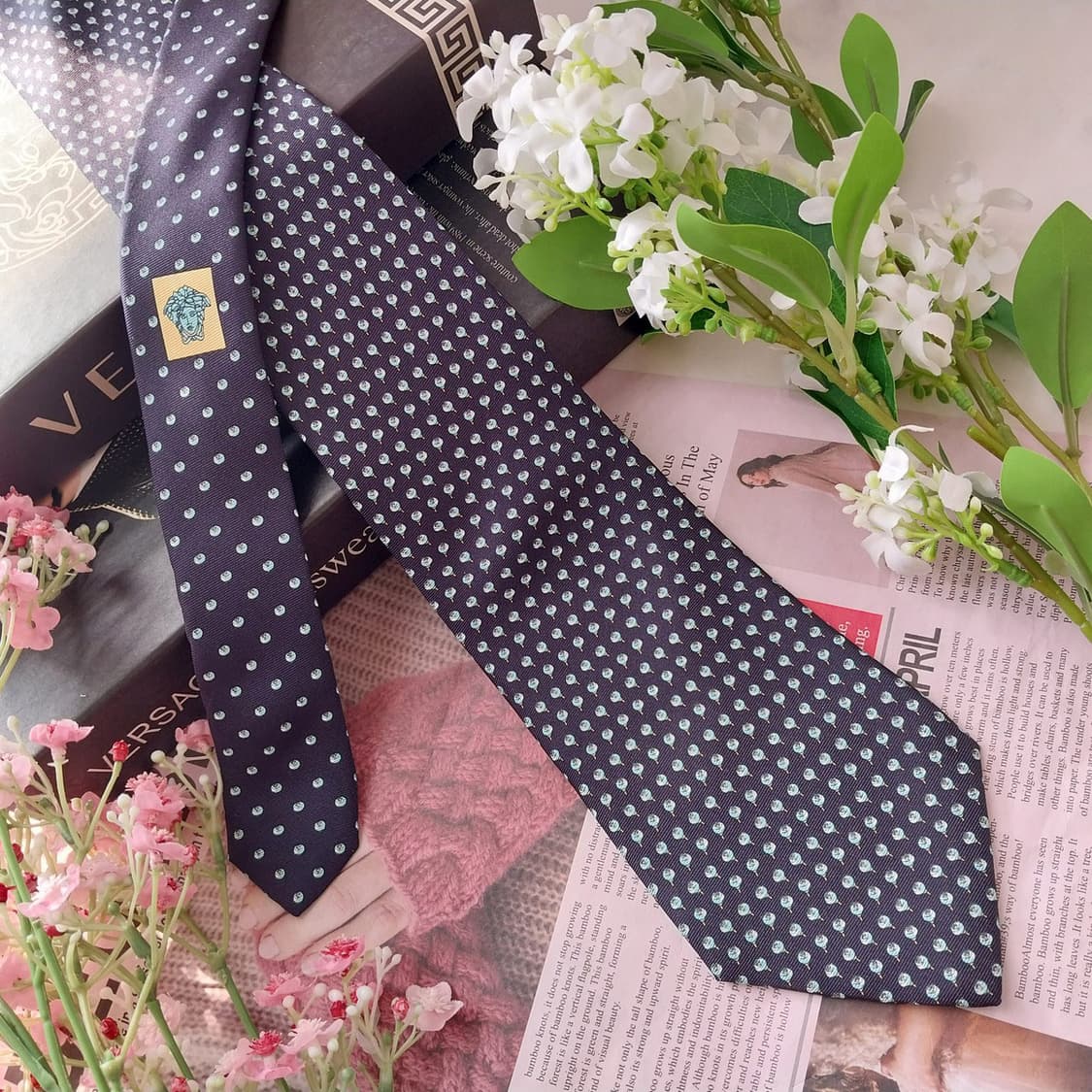 베르사체 실크 메두사 플라워 넥타이 8.9cm A+등급 K1852 상품이미지3