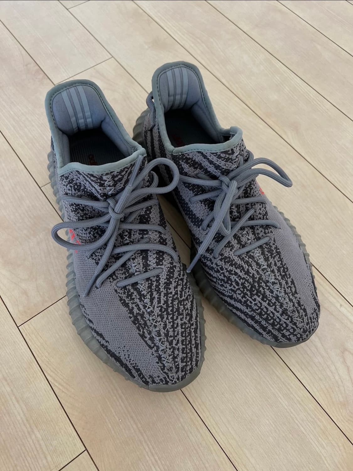 이지 부스트 350 벨루가 280 상품이미지1