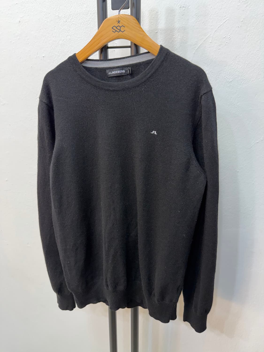 정품) 제이린드버그 남성 블랙 니트 스웨터 XL 상품이미지3