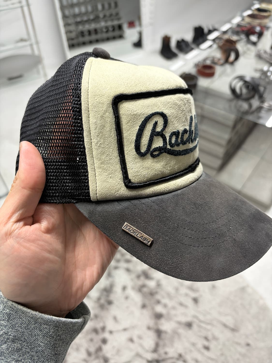 백래쉬 로고 스웨이드 볼캡 상품이미지2