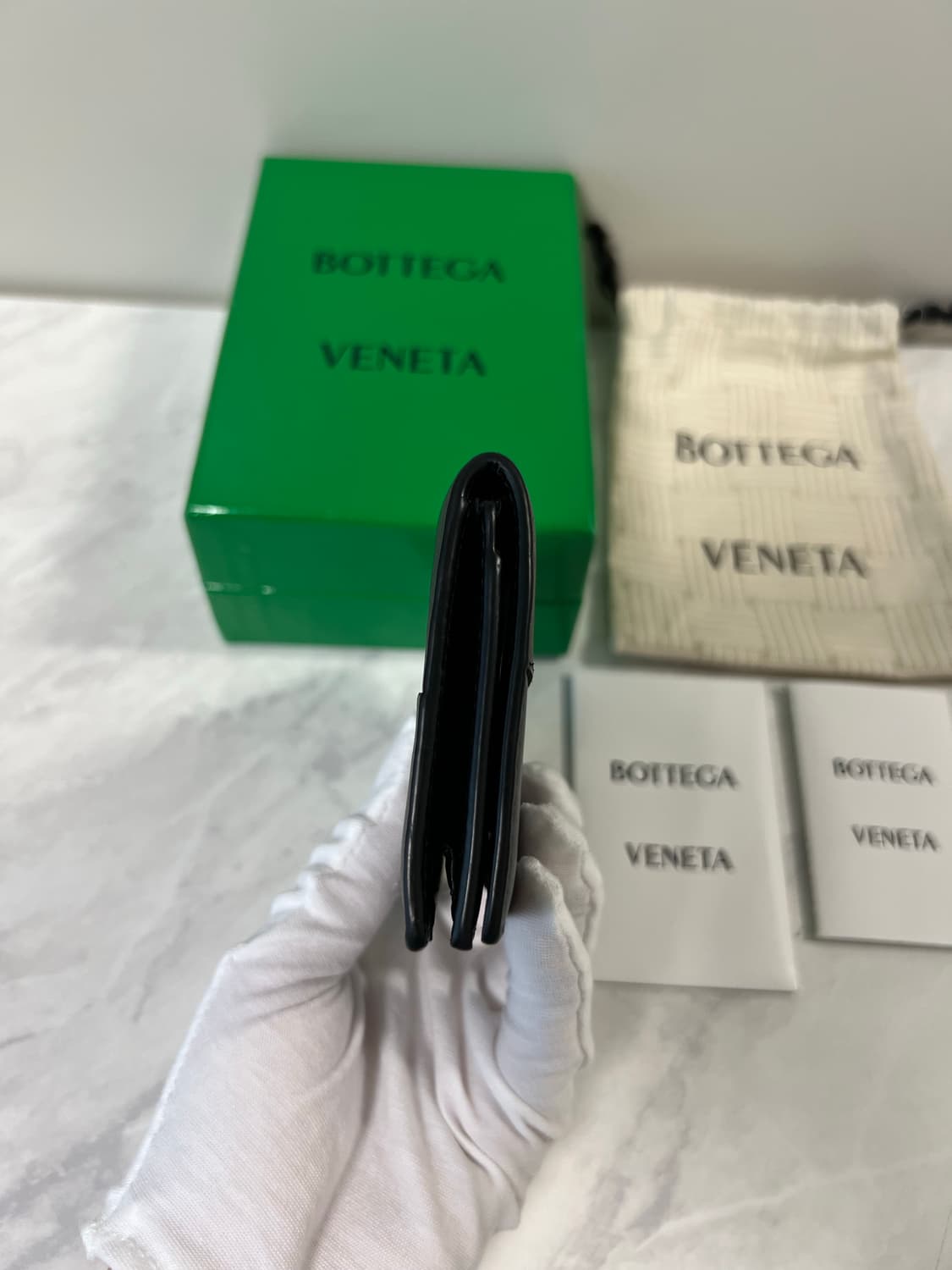 보테가베네타 카세트 비즈니스 카드지갑 상품이미지7