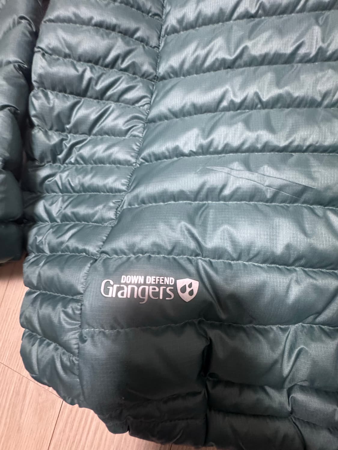 새상품급 랩 경량패딩 m 판매  상품이미지9