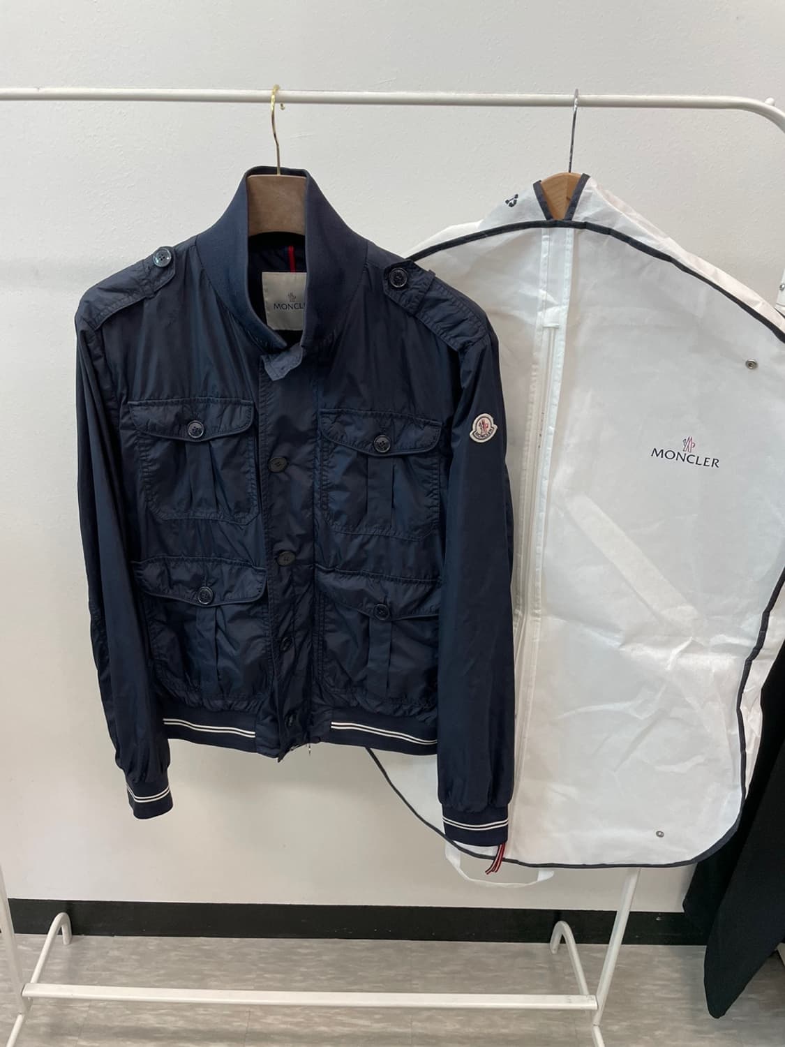 100-105) 몽클레어 사파리자켓 상품이미지1