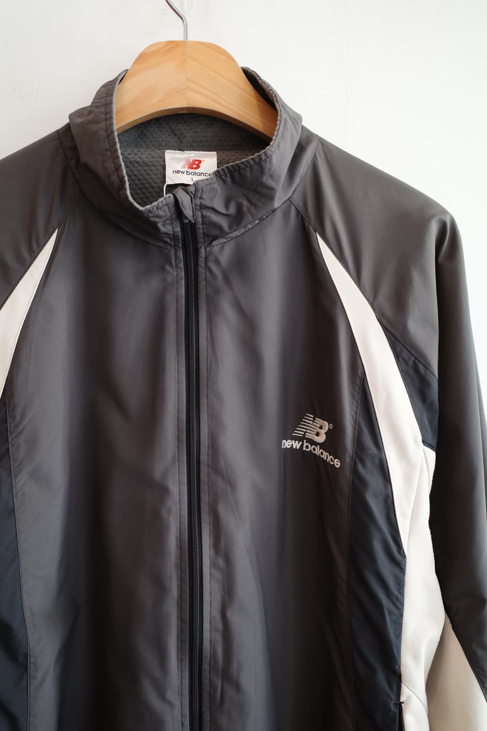New Balance 뉴발란스 윈드브레이커 상품이미지2