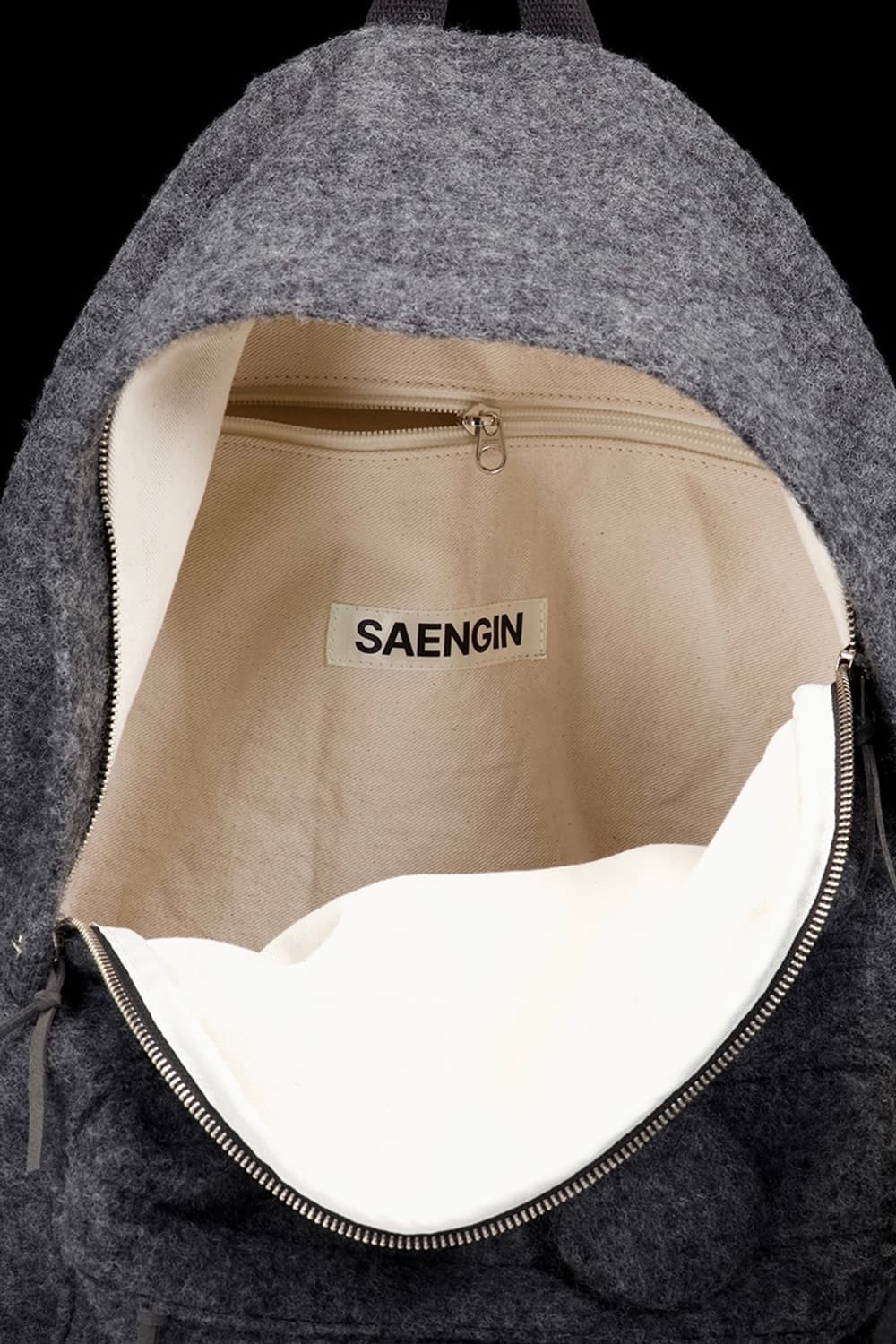 SAENGINSTUDIO 핀버튼 플리스 울 백팩 상품이미지4