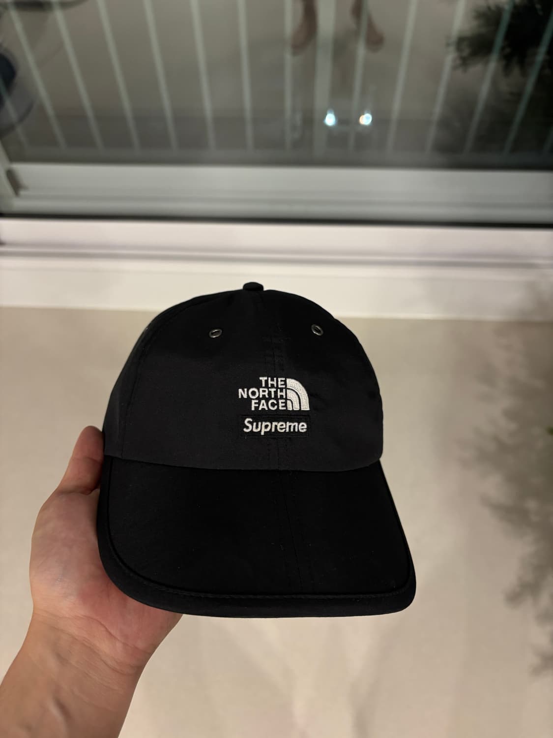 슈프림 노스페이스 스플릿 6 패널 블랙 모자 상품이미지1