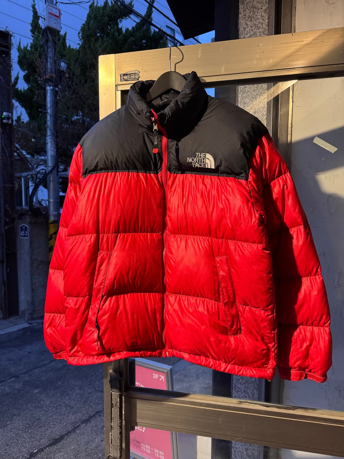 노스페이스 700 레드 눕시 다운 패딩 자켓  상품이미지1