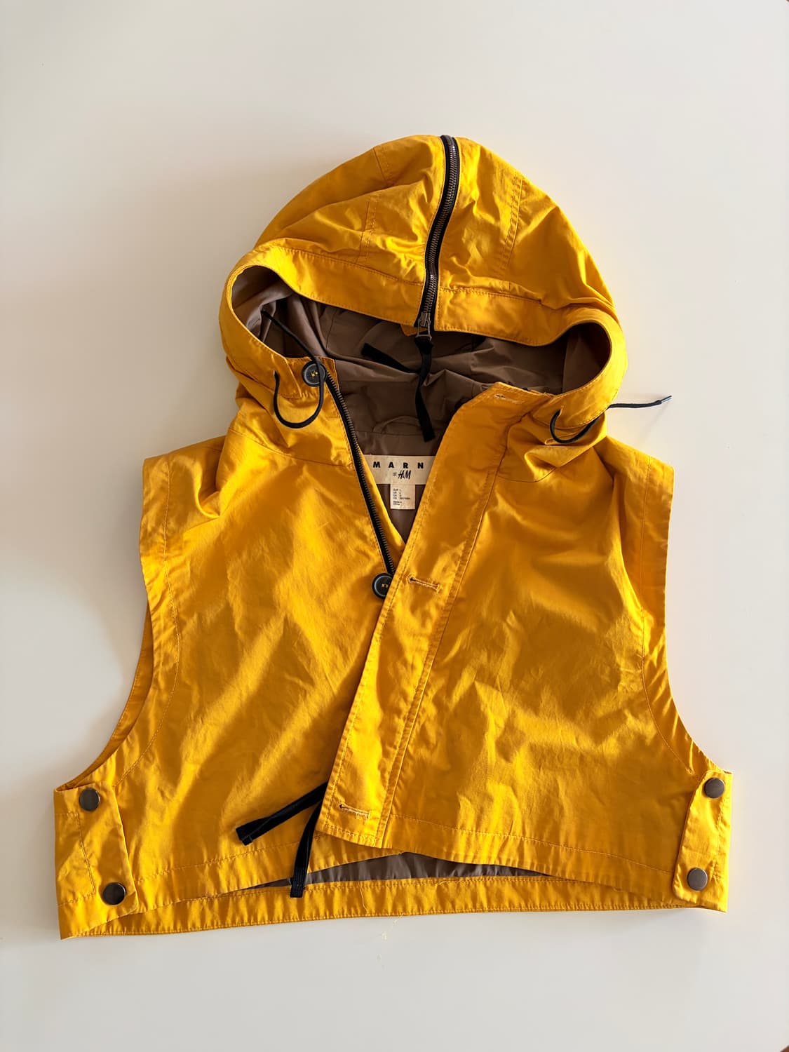 marni x h&m 후드 크롭 베스트 상품이미지6