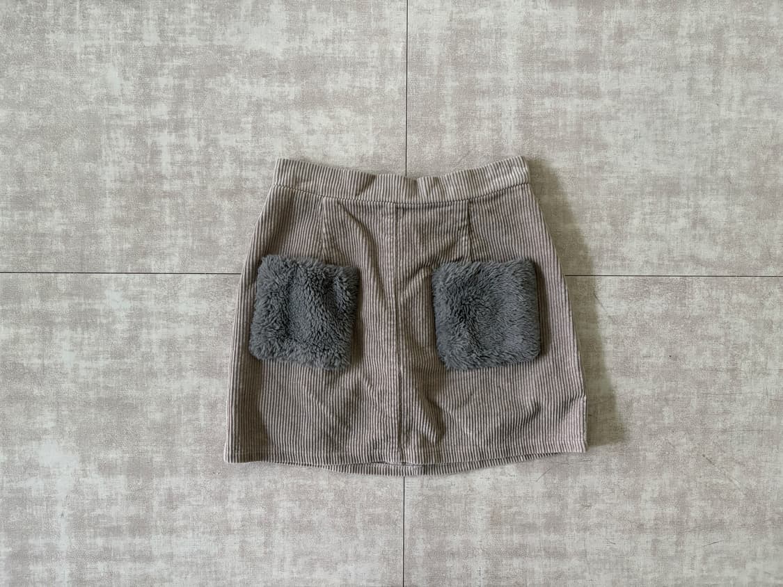 corduroy fur pocket skirt 상품이미지1