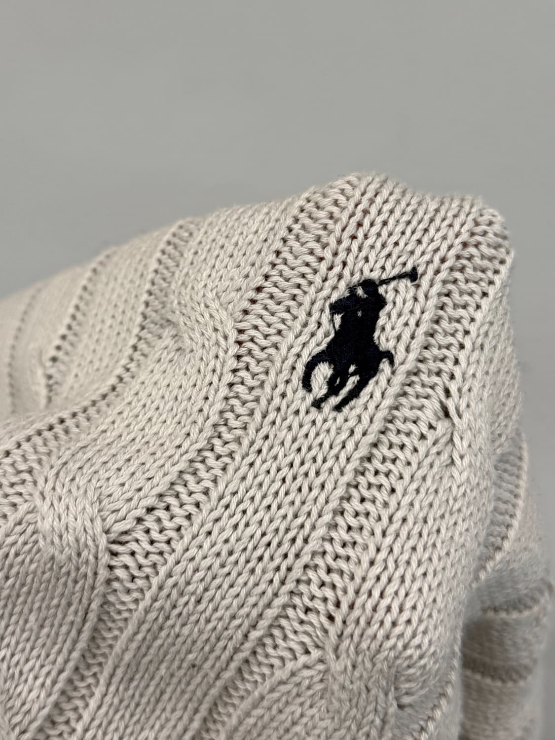 폴로 랄프로렌 오버핏 신형 QR라벨 그레이 코튼 케이블 니트 상품이미지3