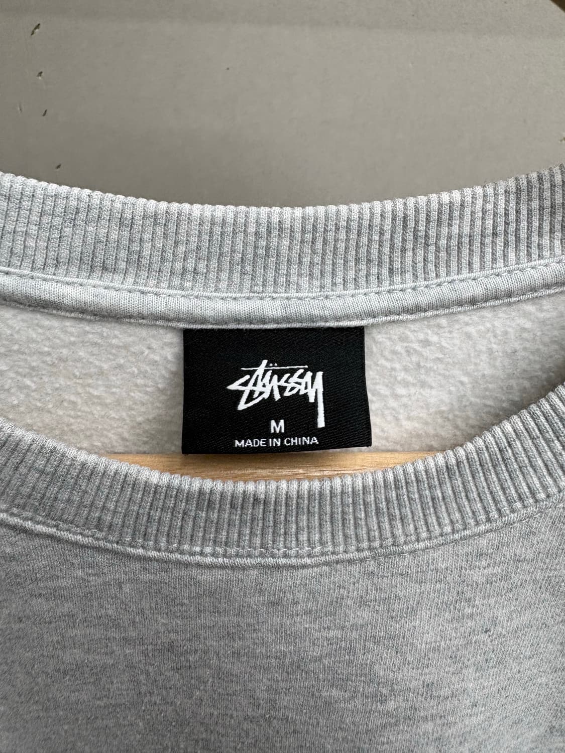 스투시 라이트 그레이 스웻셔츠 상품이미지5