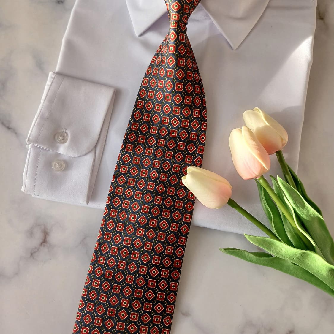 로가디스 실크 네이비 기하 패턴 넥타이 9.2cm 새상품 A19463
 상품이미지6