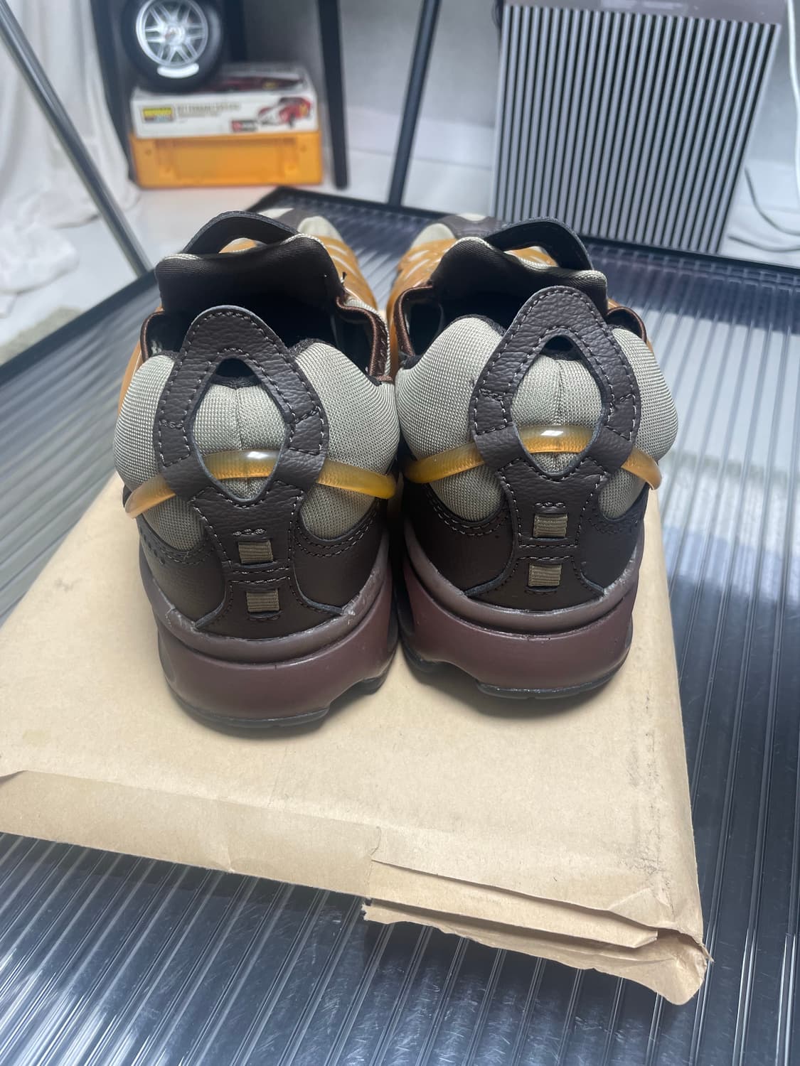 나이키 에어 쿠키니 SE 다크 초콜릿 운동화 260 상품이미지4