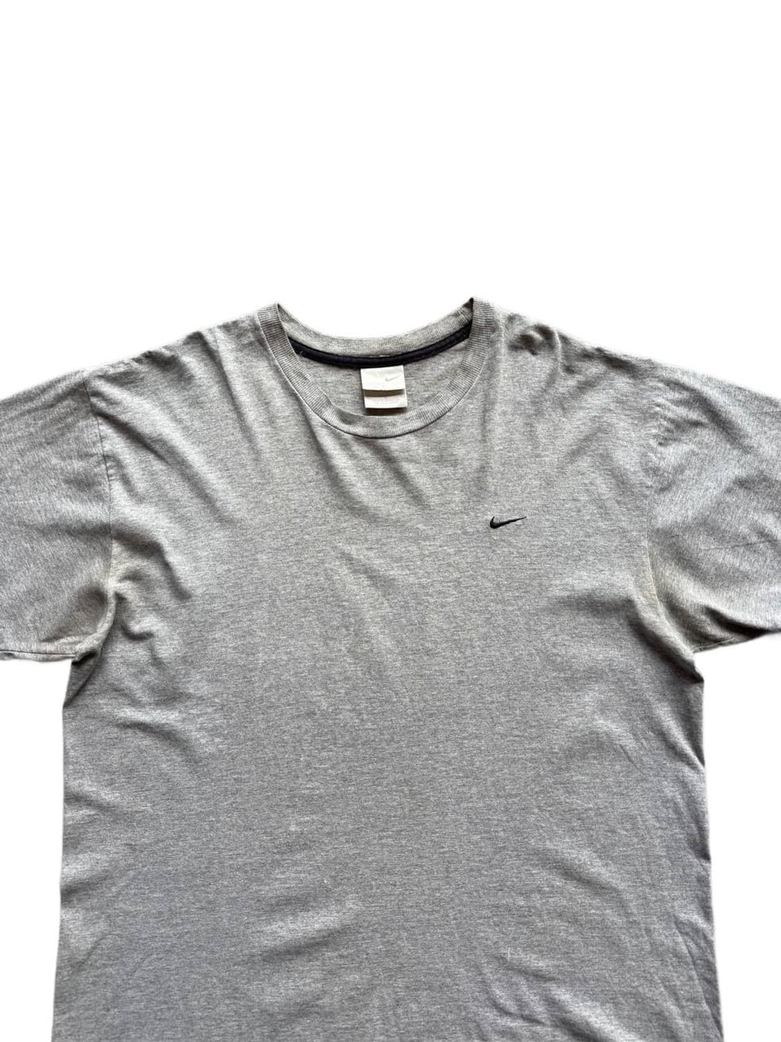 Mid 00s 나이키 체스트 스몰 스우시 로고 티셔츠 상품이미지3