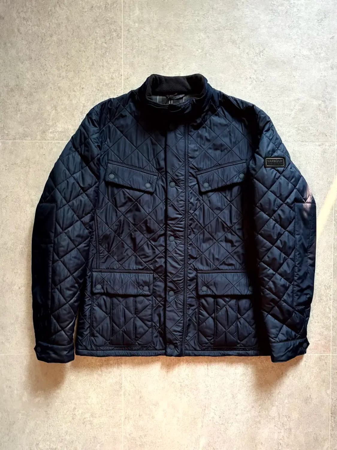 바버 인터네셔널 Ariel 퀼팅 자켓 M(100~103) 새 상품 상품이미지1