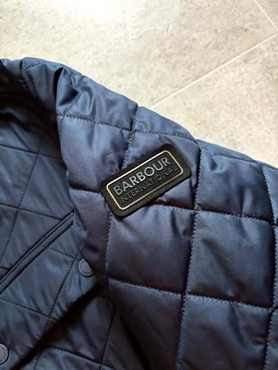 바버 인터네셔널 Ariel 퀼팅 자켓 M(100~103) 새 상품 상품이미지3