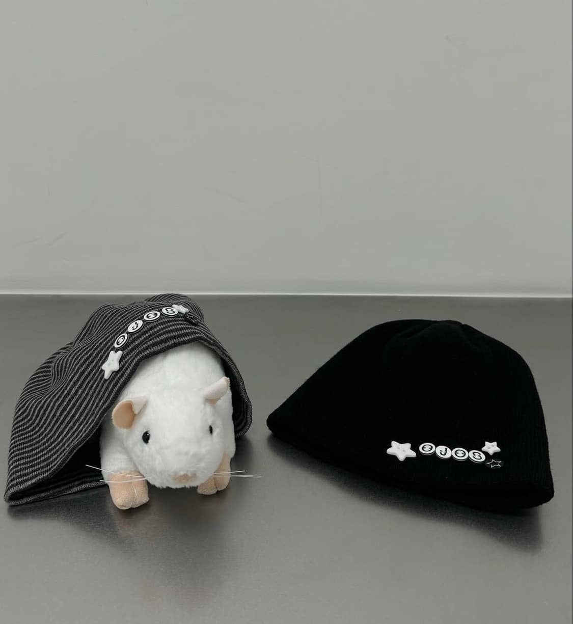 [black] ojos star button beanie 스타버튼비니 상품이미지1