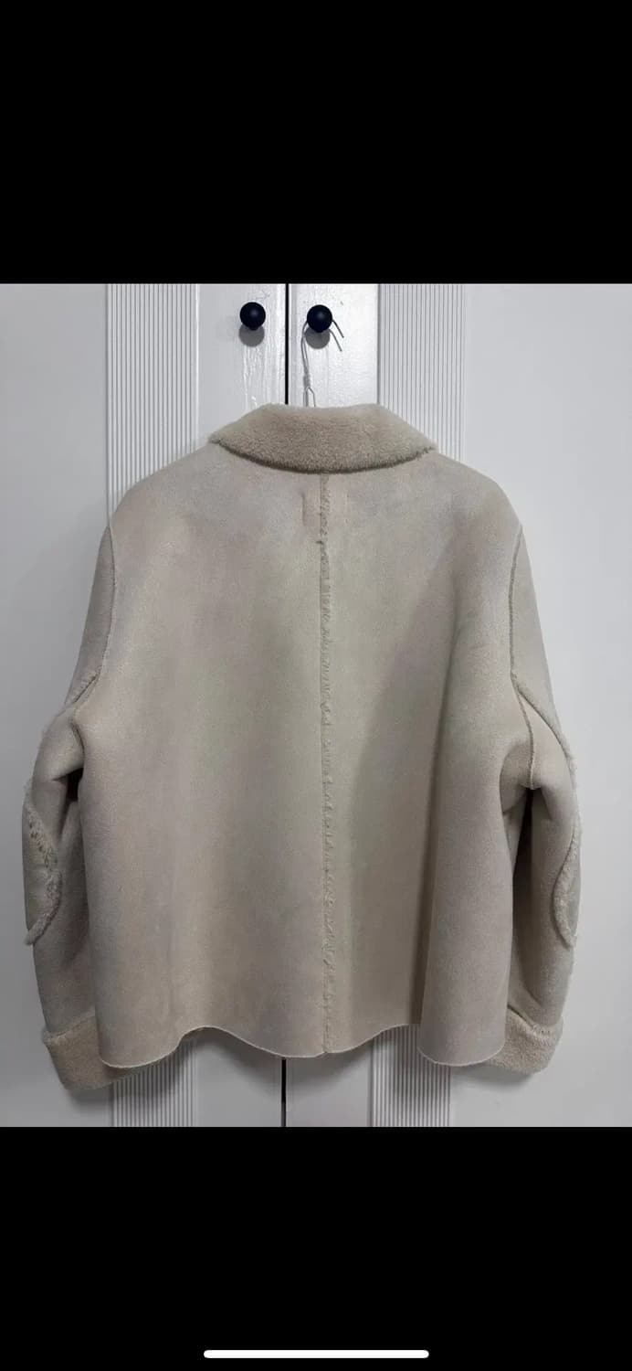 글로니 무스탕 CHLOE FUR JACKET - CREAM 상품이미지5