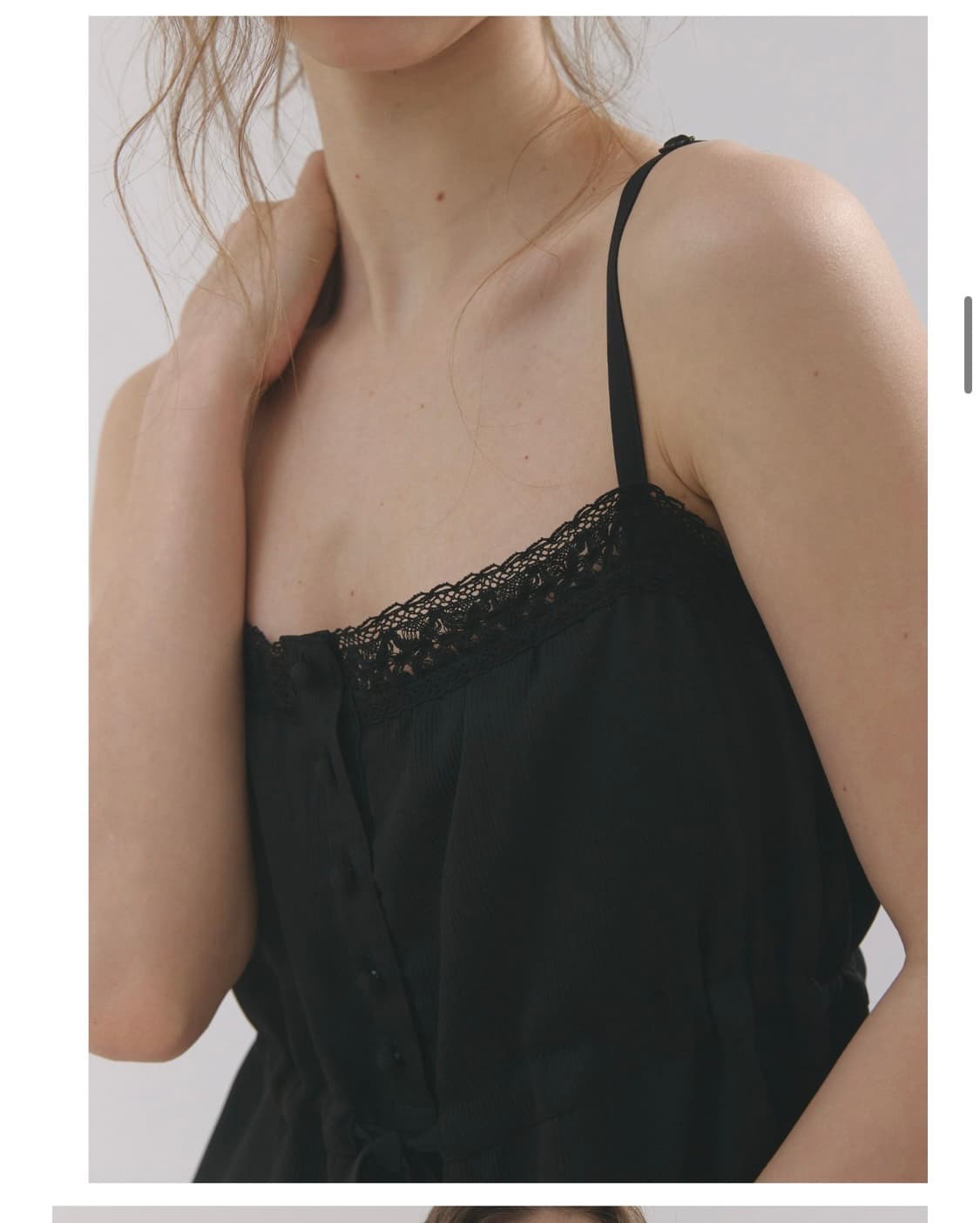 헤더먼트 sheer wrinkled lace top 상품이미지4