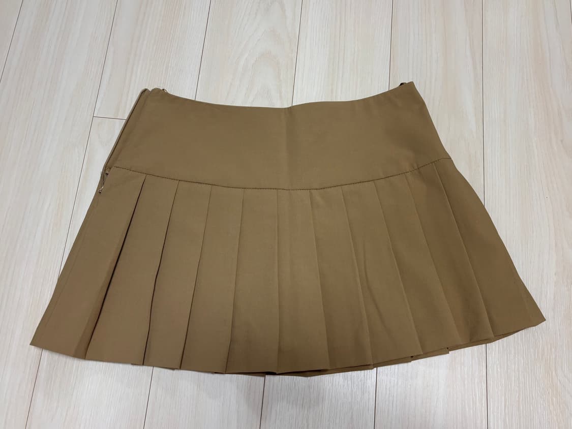 ZARA 카키 플리츠 미니스커트 상품이미지1