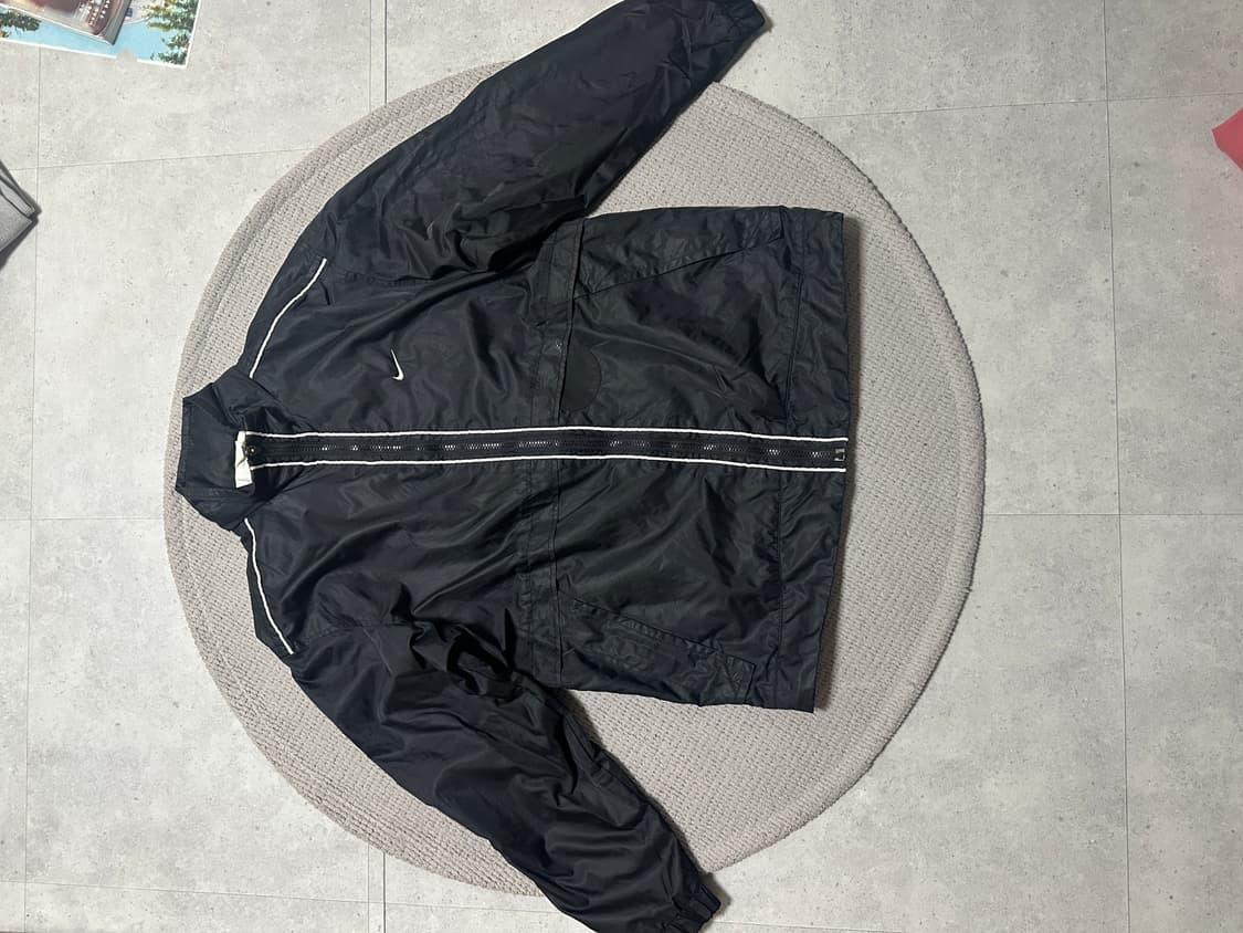 나이키 바람막이 L 상품이미지1