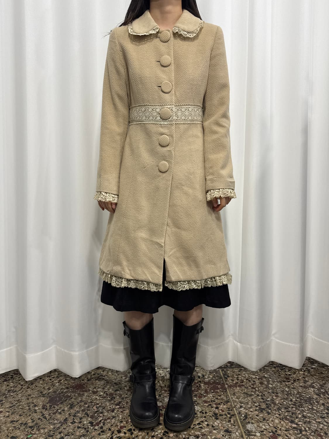 lace detail button wool coat 상품이미지1