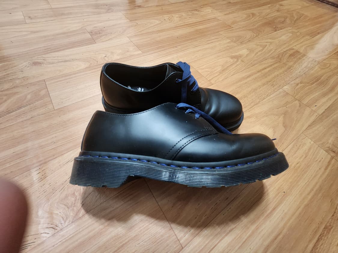 닥터마틴 일본 한정판 네이비 스티치 상품이미지2