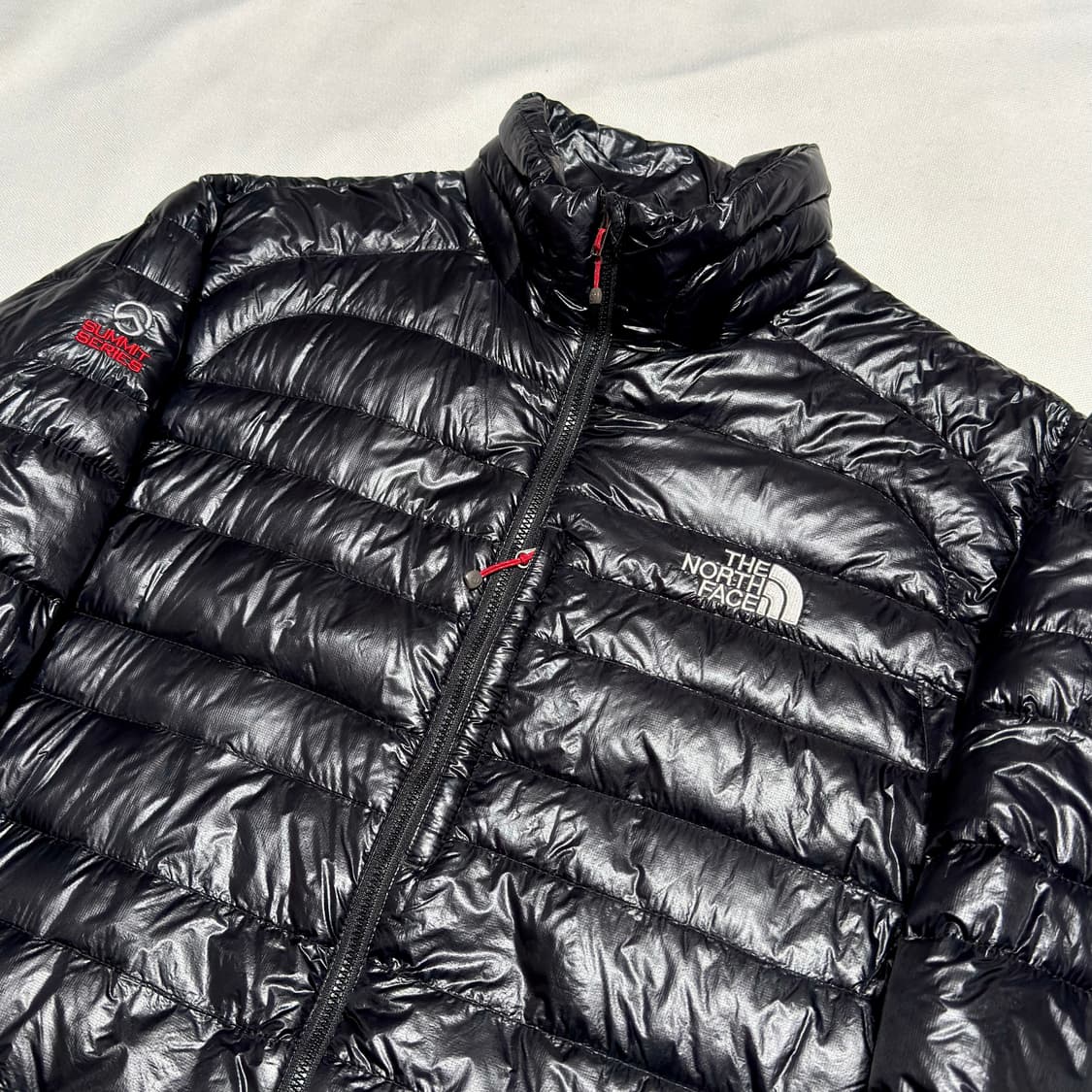100 노스페이스 블랙 써밋 경량패딩 상품이미지1