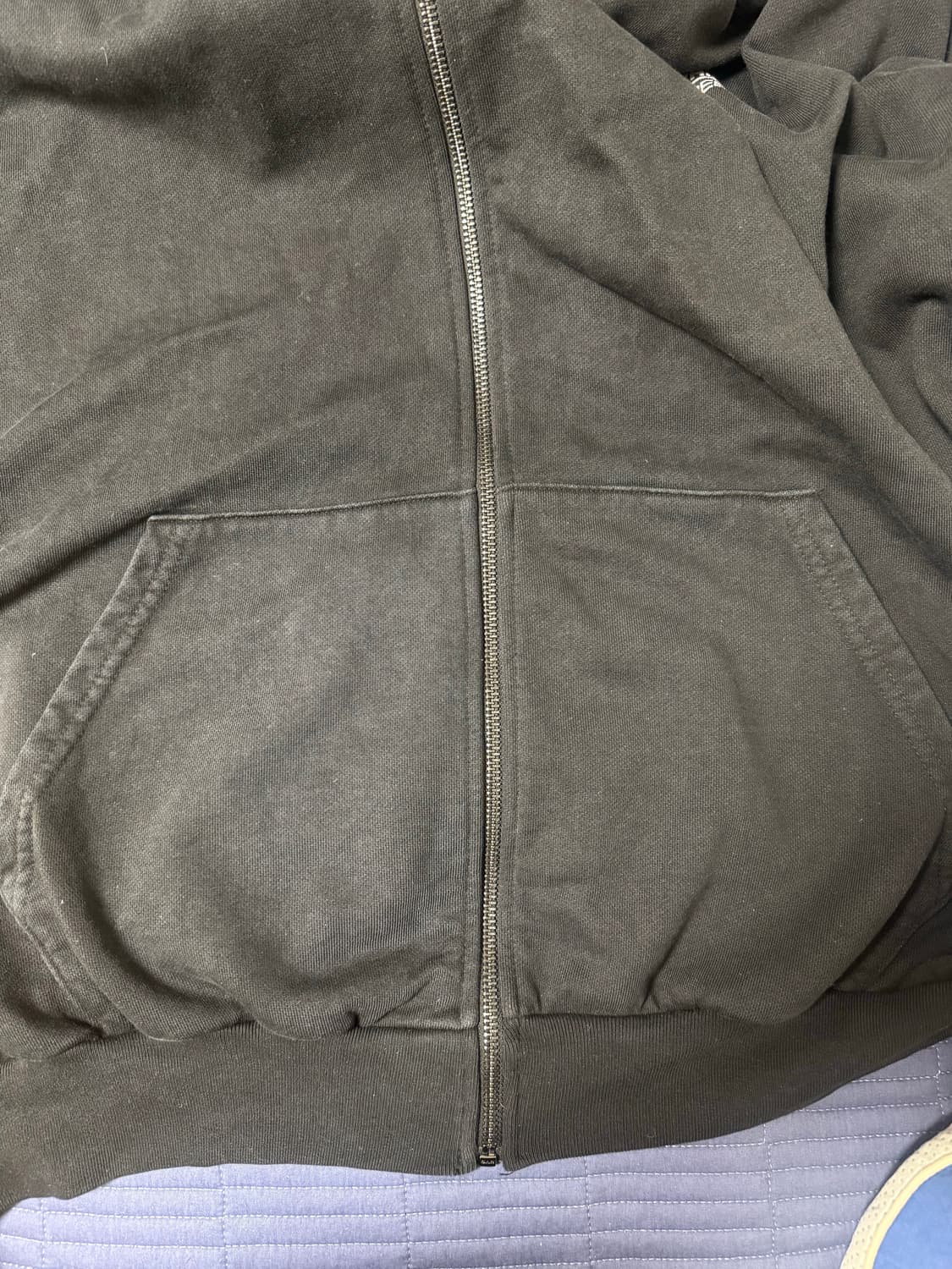 윌리차바리아 패션서비스 후드집업 상품이미지2