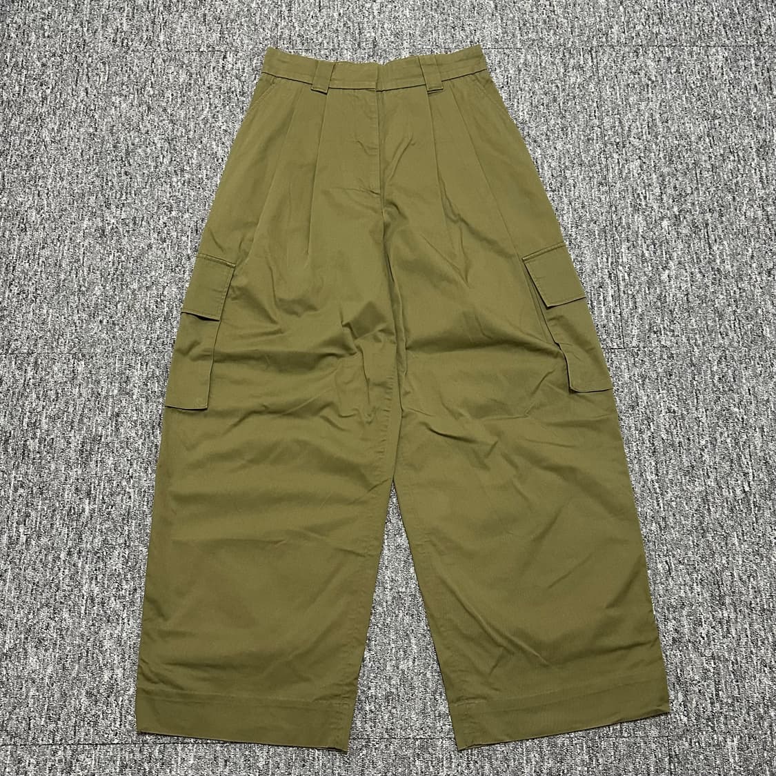 COS 코스 배럴 레그 카고 포켓 트라우저 팬츠 바지 카키 상품이미지3